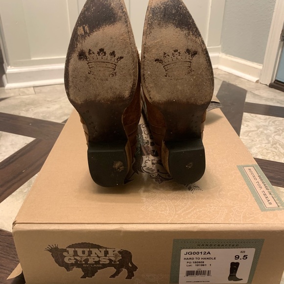Junk Gypsy by Lane, 9.5, ladies western boot. Brown suede, pink, green cactus - Picture 12 of 14